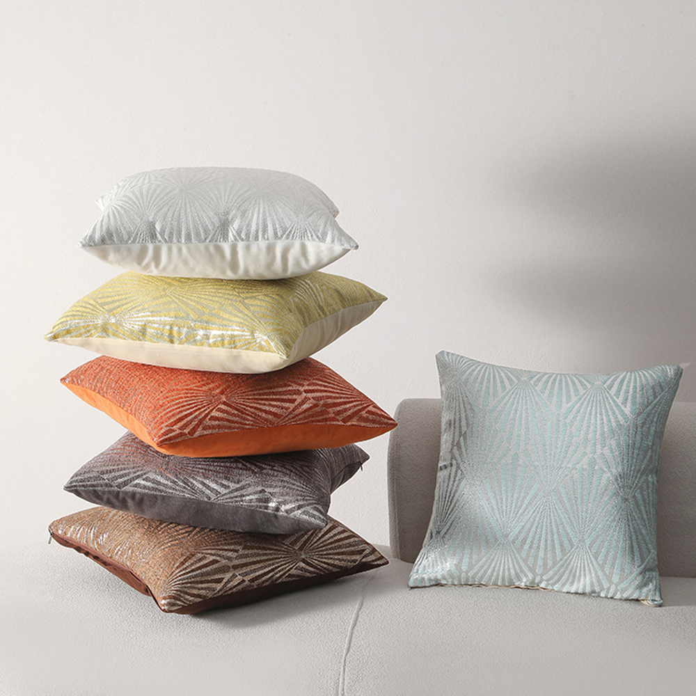Geometrisk deco-kudde med texturerad chenille